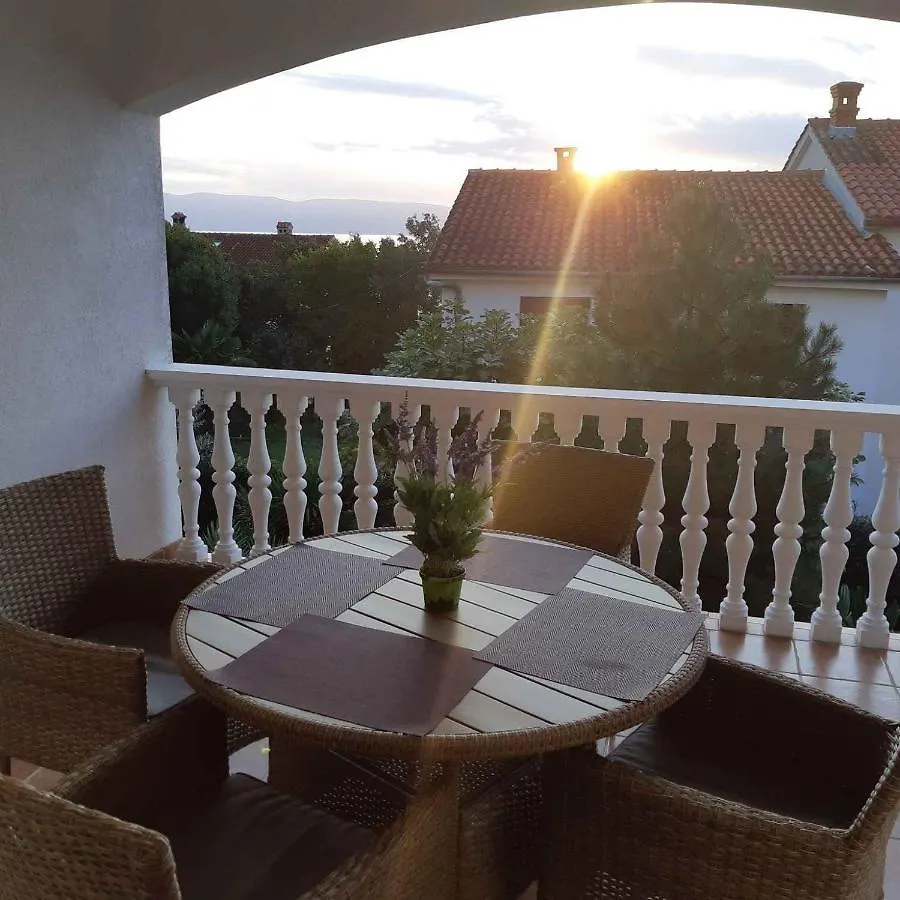 Apartments In Njivice/Insel Krk 13317